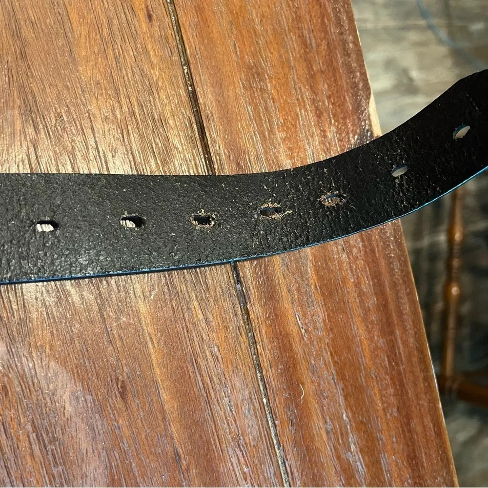 Levi’s Brown Leather Belt Size Small 30-32